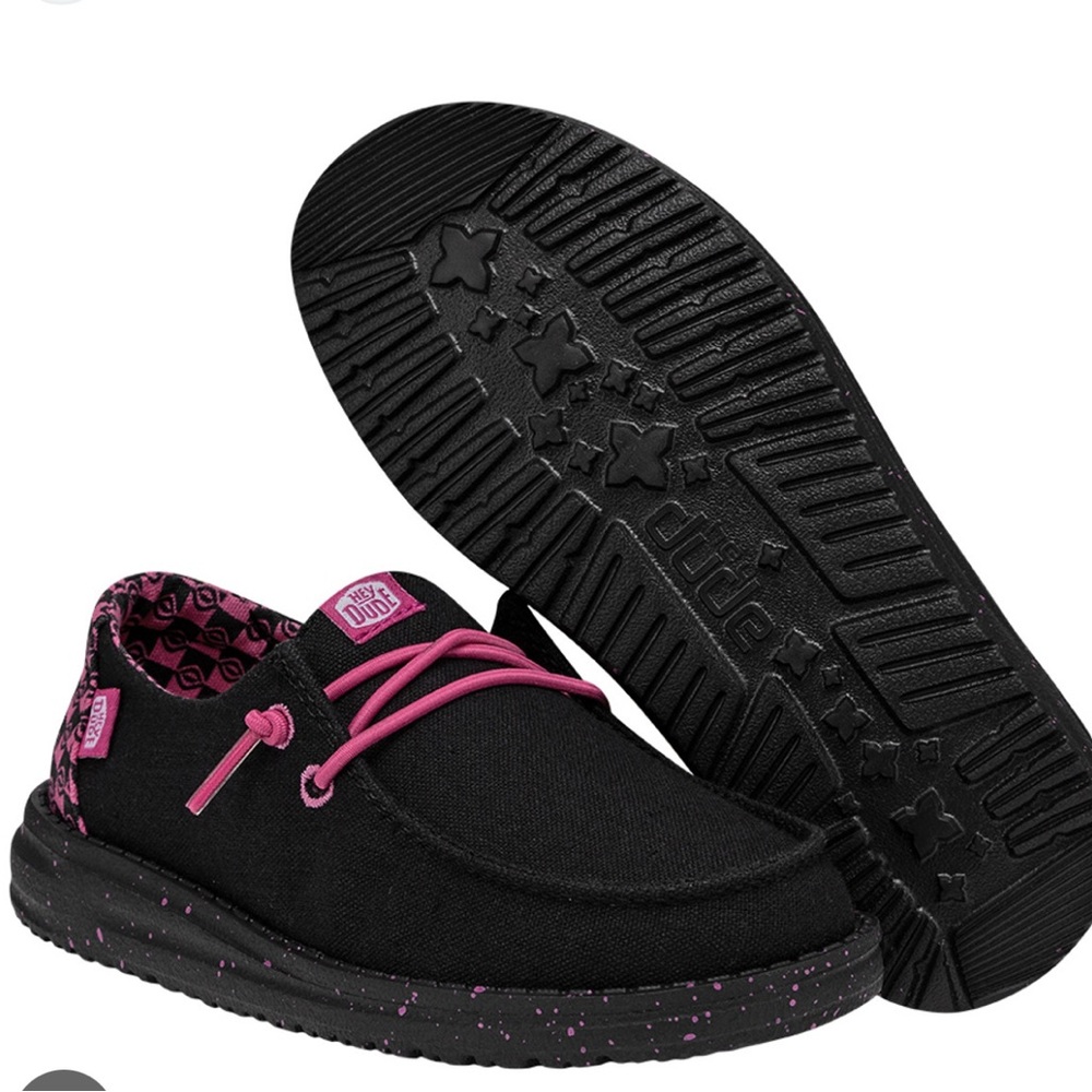 Hey Dude Wendy youth batik geo  Black and Pink Casual Shoes NEW - Picture 2 of 7